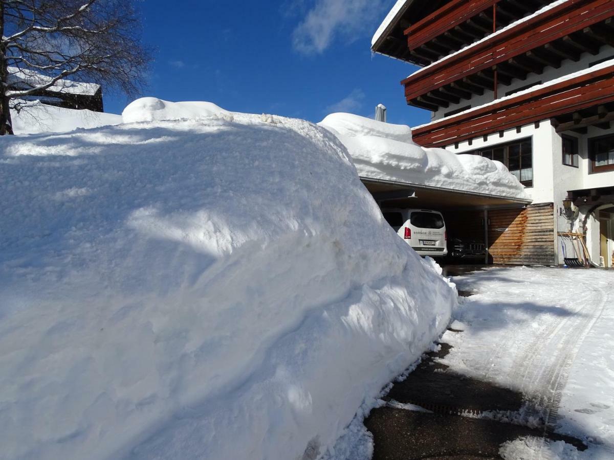 Der Berghof Lejlighedshotel Hirschegg  Eksteriør billede