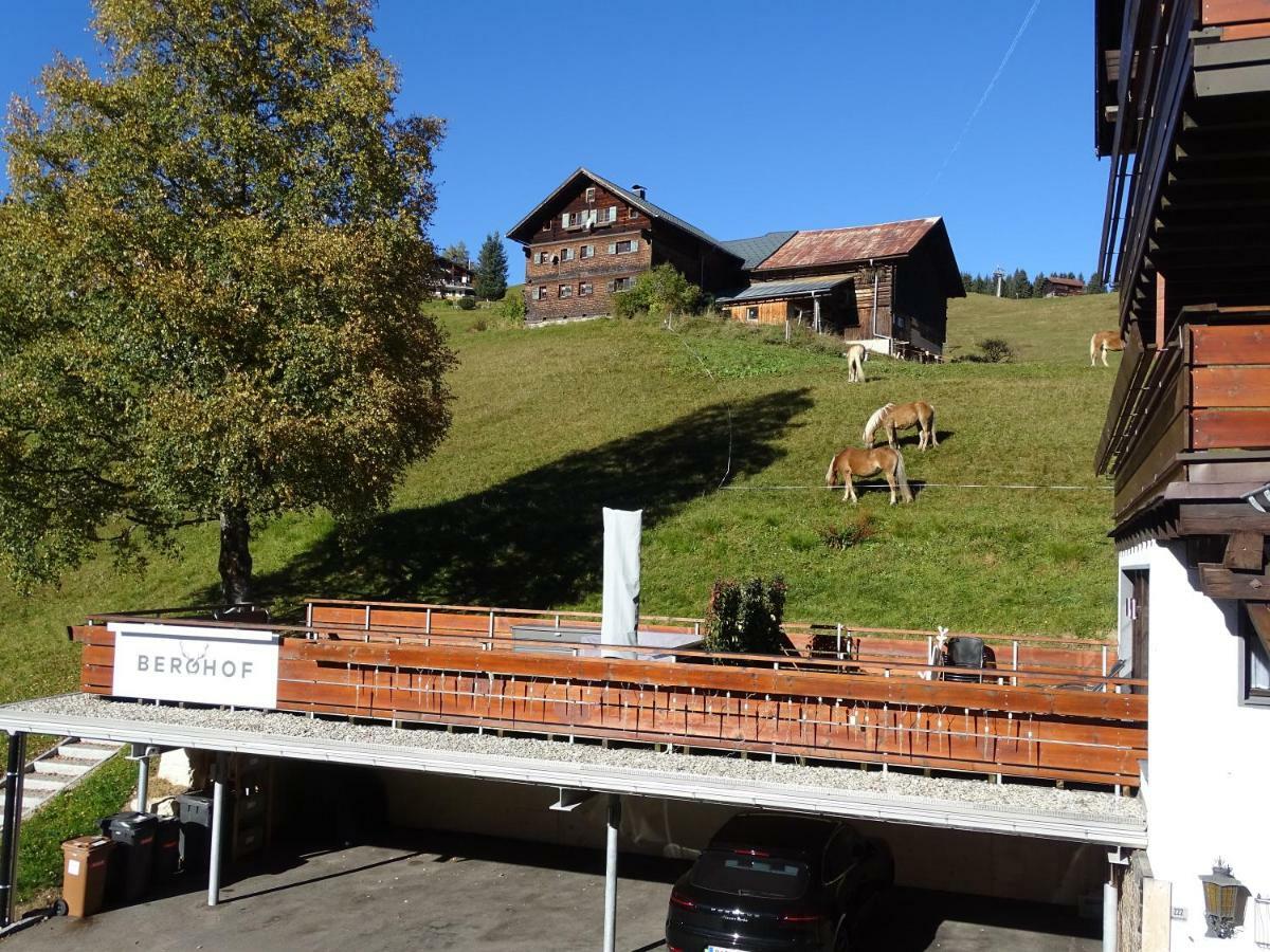 Der Berghof Lejlighedshotel Hirschegg  Eksteriør billede